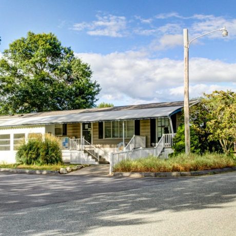 Mobile home at Radante Estates